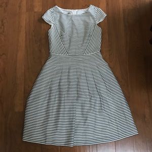 Anne Klein Cap Sleeve Pleat Stripe Dress Size 4